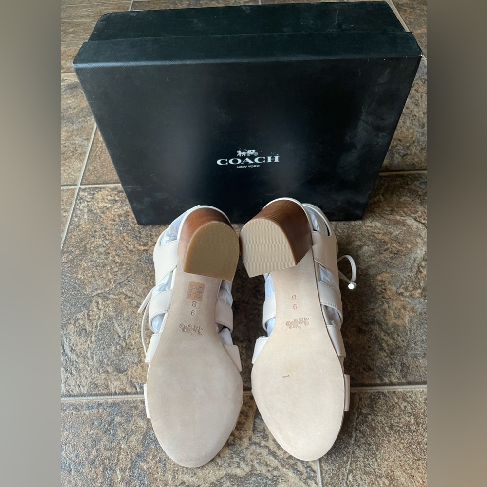Coach Larissa Semi Matte Calf Sandals- Chalk, Women’s Size 9 - Picture 8 of 11